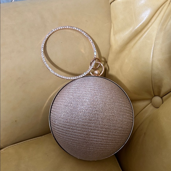 Elegant gold Clutch with Rhinestone Handle and Chain handle - Picture 1 of 8